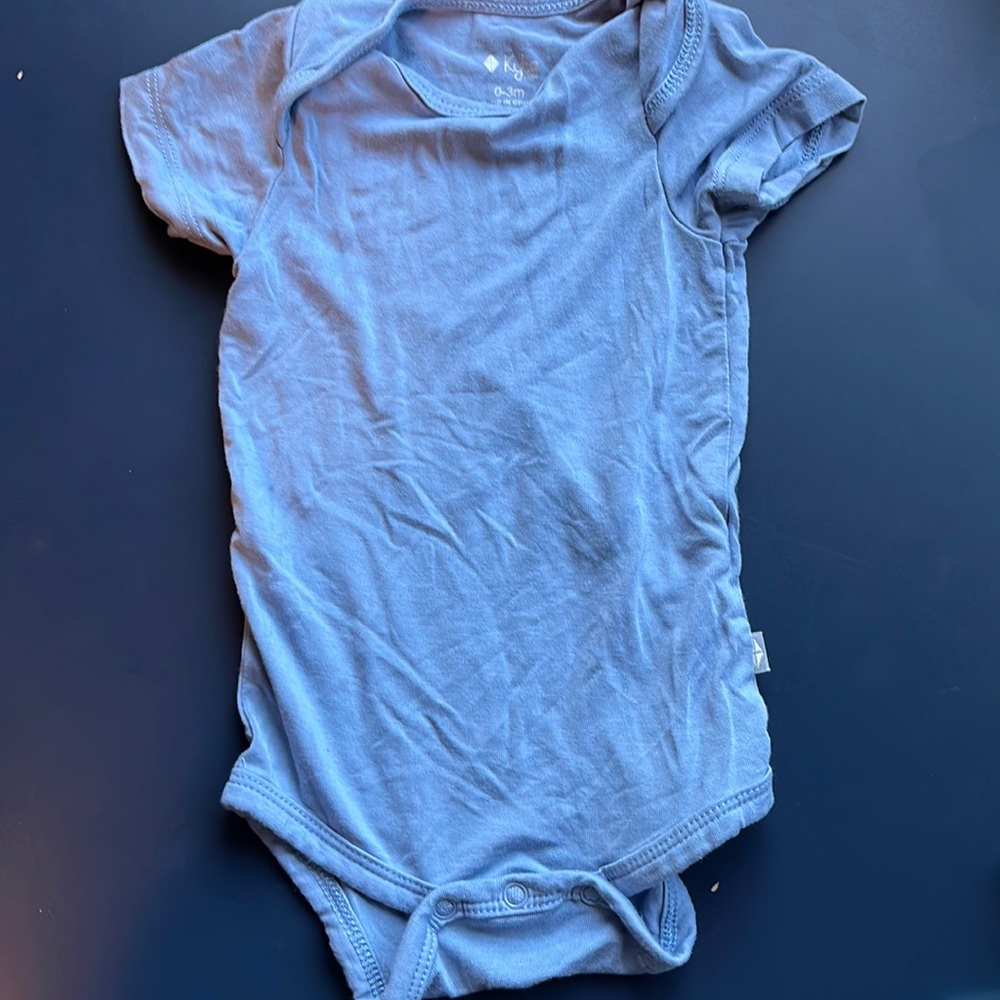 Steel? EUC short sleeve KYTE bodysuit